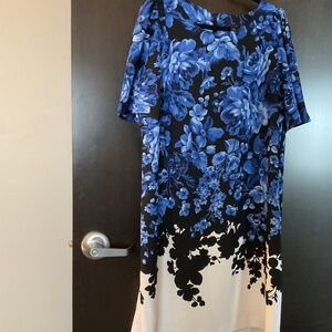 Beautiful pre loved perfect condition floral dress